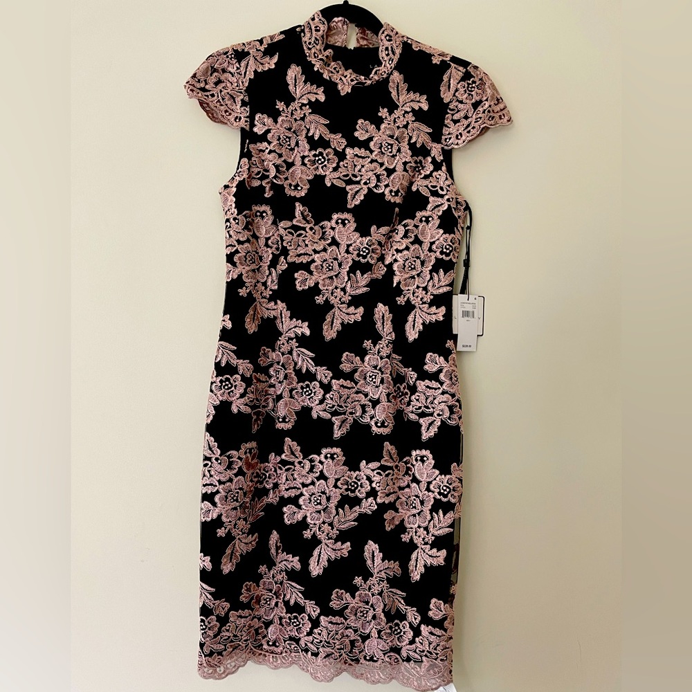 Laundry by Shelli Segal lace dress